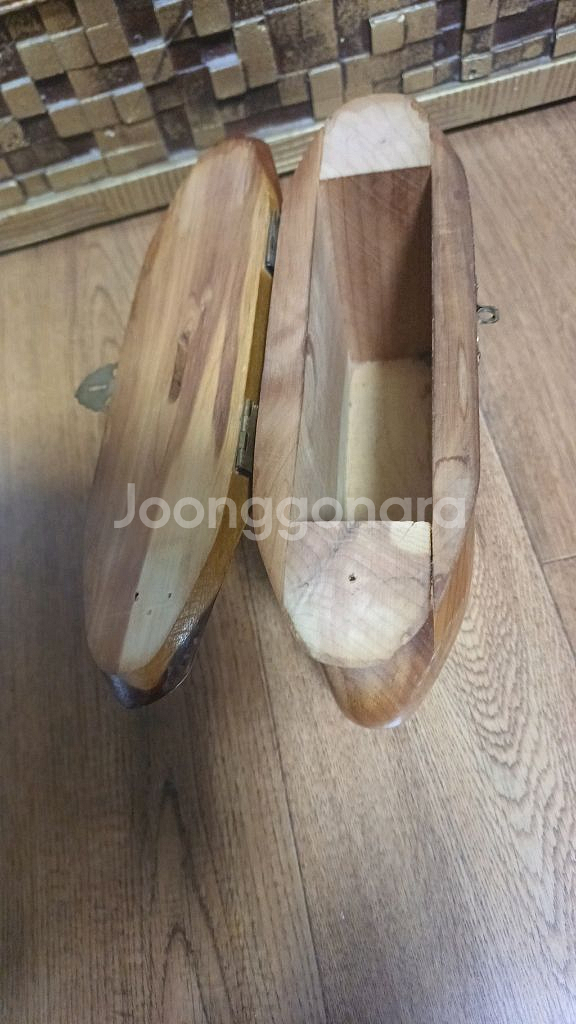 나무로만든 복 저금통--1