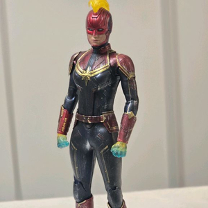 핫토이 캡틴마블 톤다운