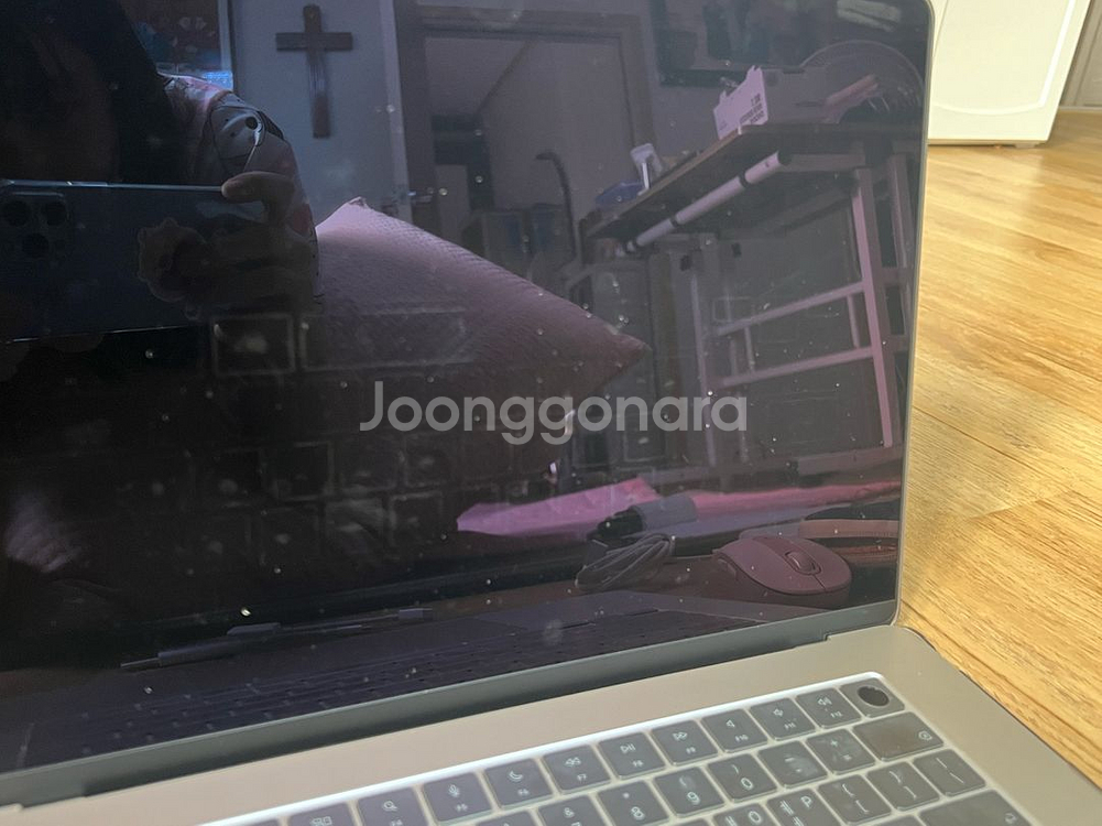 맥북 에어 15인치 (배터리 100%) M2 512기가--6