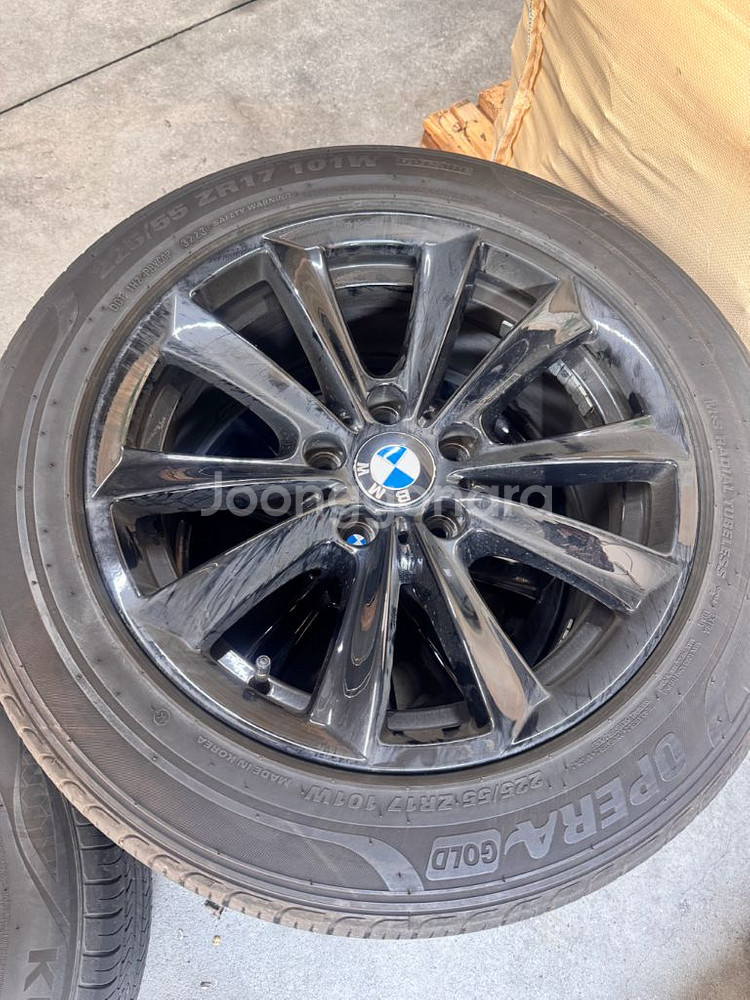 BMW 정품 블랙 휠 + 타이어 세트 17인치--2