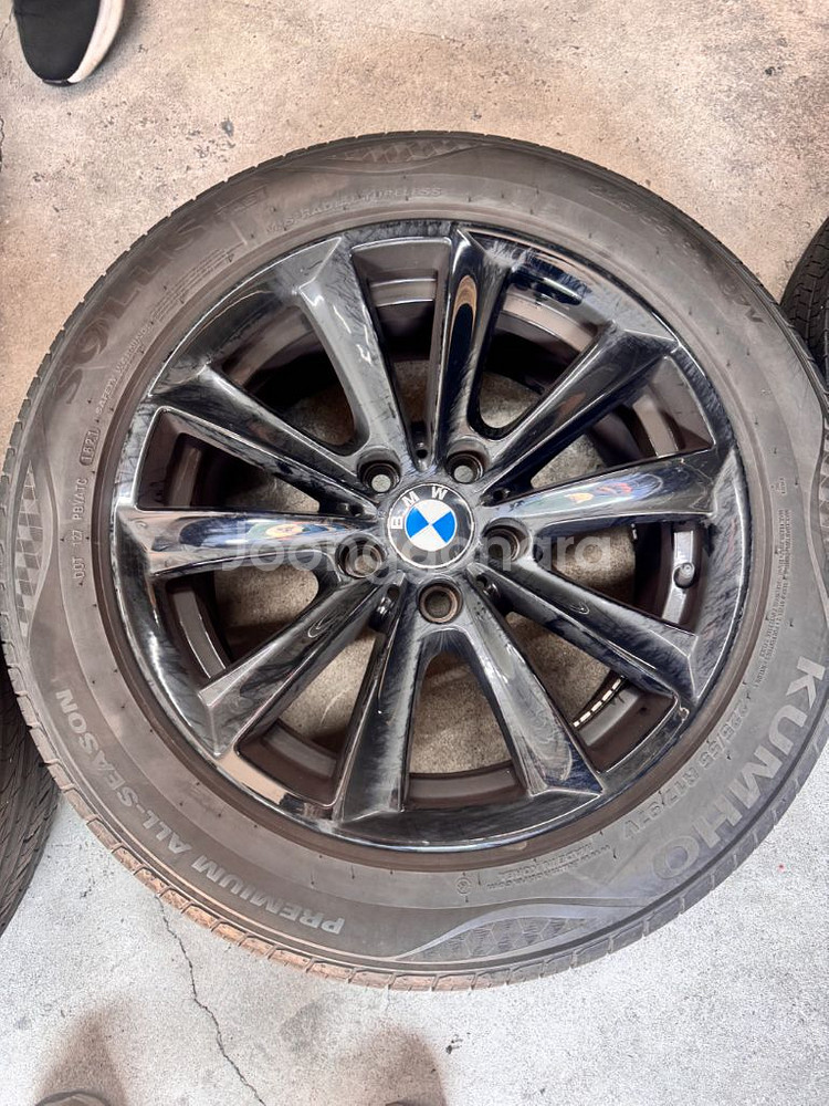 BMW 정품 블랙 휠 + 타이어 세트 17인치--1