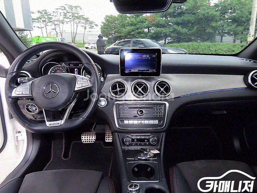 [벤츠]CLA클래스 CLA 200d AMG Line (--6