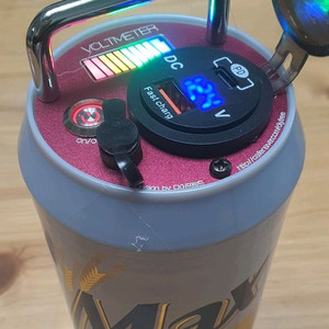 캠핑 갬성 맥주캔 파워뱅크 맥뱅(12.6V 12A)
