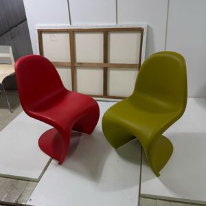 팬톤 체어 비트라 두개세트