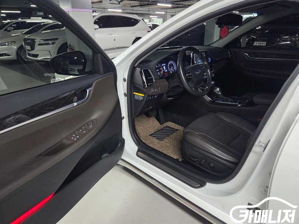 [현대]그랜저 IG 2.2 VGT 프리미엄 기본형 (5--4