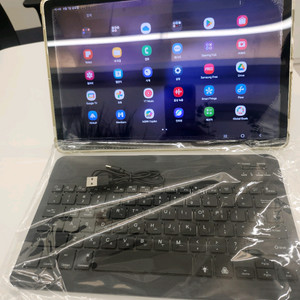 갤럭시탭S7FE(6램 128기가 wifi)+@