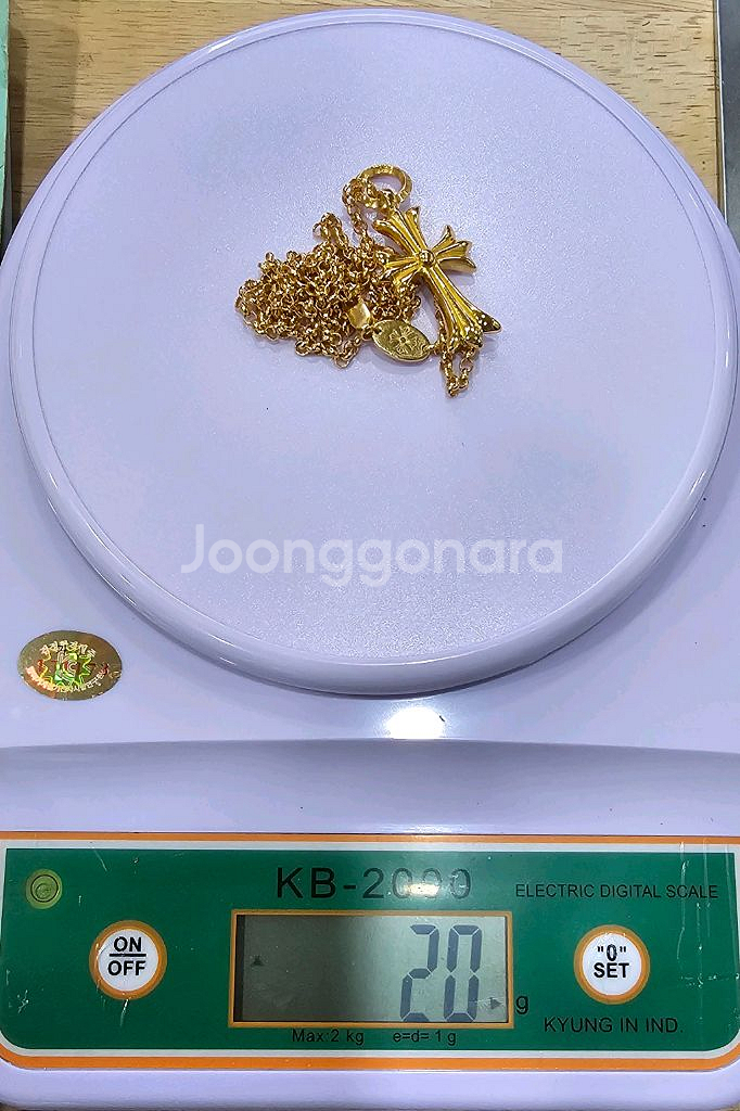 크롬하츠 골드 십자가 목걸이(925)--3