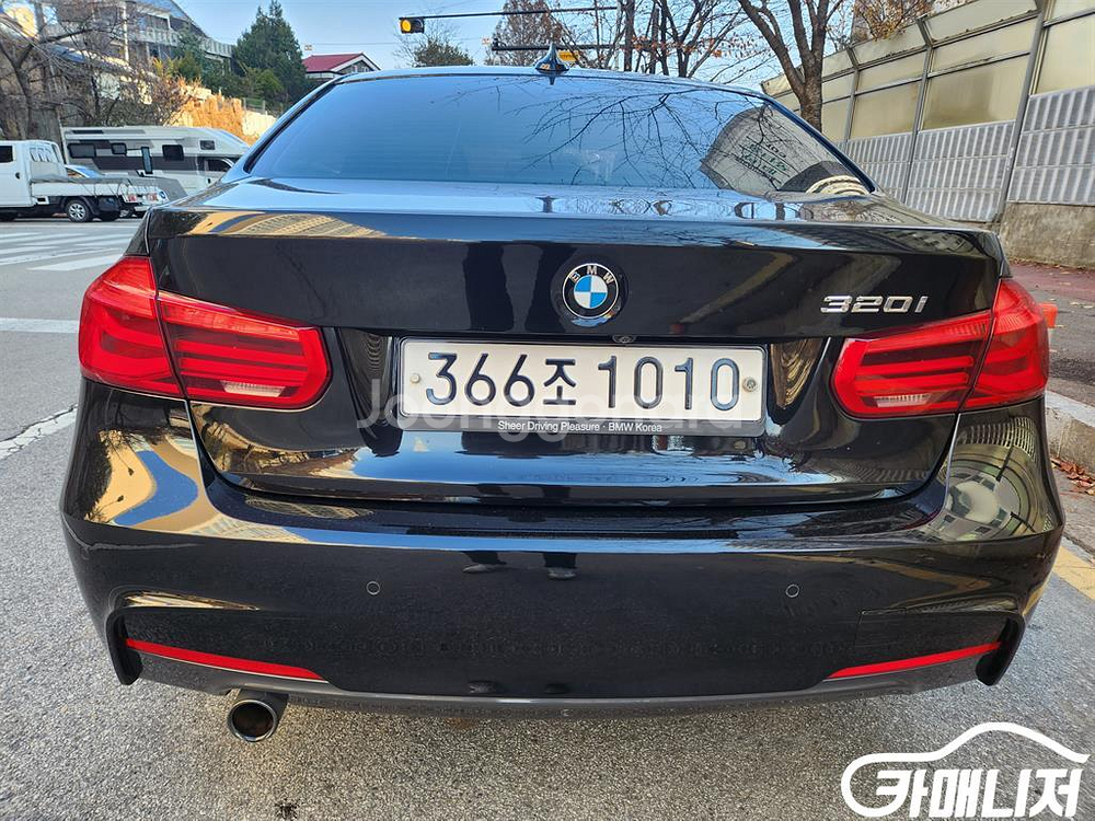 [BMW]3시리즈 (F30) 320i M 스포츠 #앱특--1