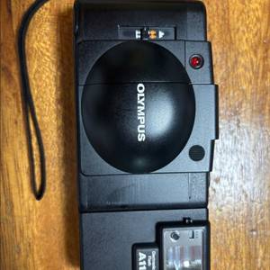 올림푸스 XA2 카메라와 A11 플래시 세트
