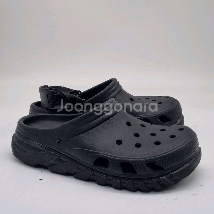 크록스 듀엣맥스 남성샌들270--0