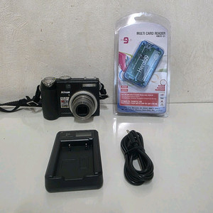니콘 디지털 카메라 COOLPIX P5000 블랙 디카