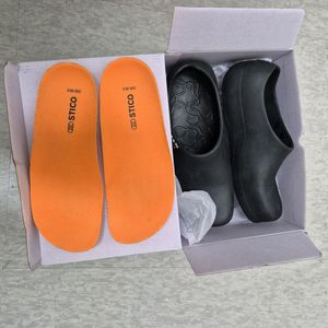 스티코 주방화 새상품1개,중고1개 240팝니다