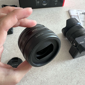 소니 E 마운트 f2.8 20mm 정품 상태좋음