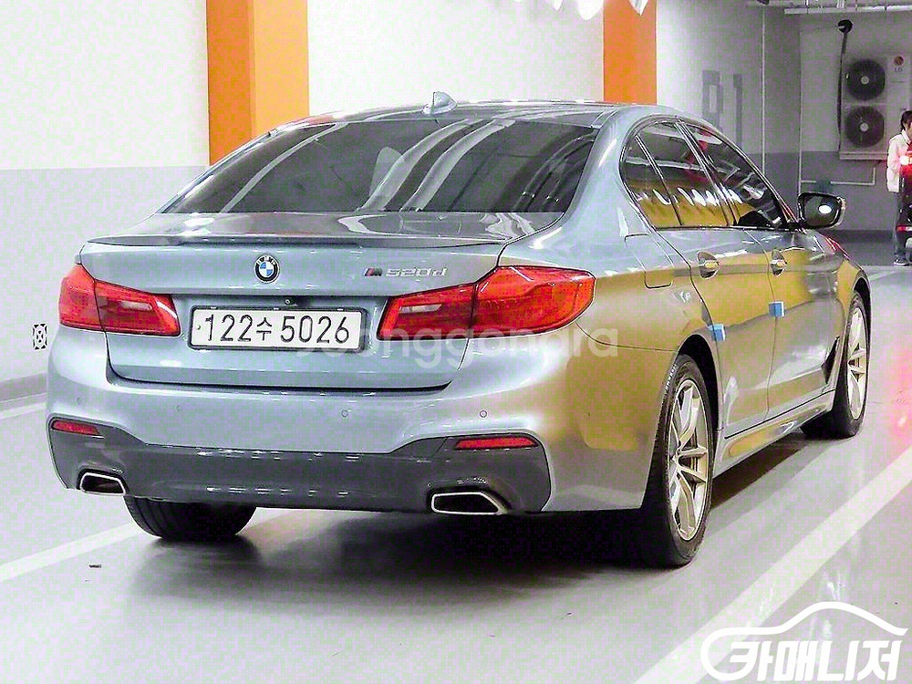 [BMW]5시리즈 (G30) 520d M 스포츠 #앱특--2