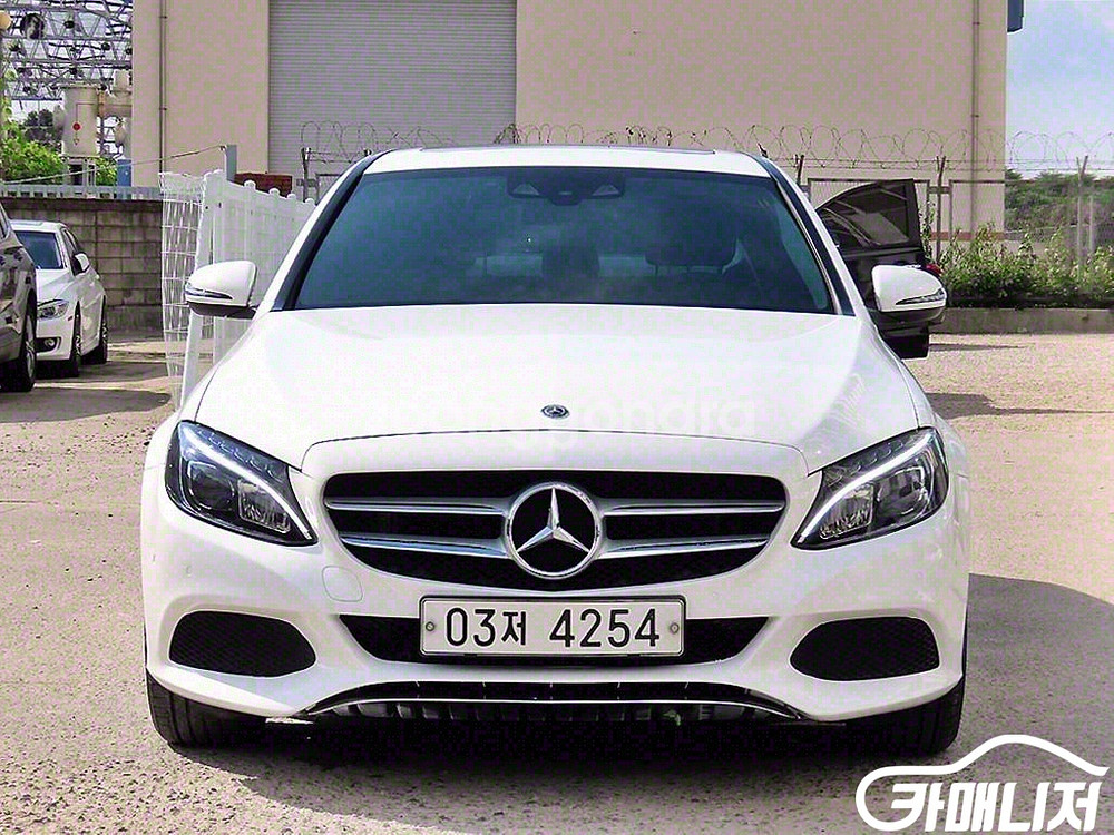 [벤츠]C클래스 W205 C220 d 아방가르드 #앱특--0