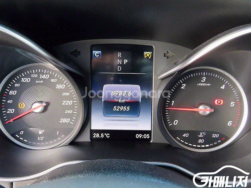 [벤츠]C클래스 W205 C220 d 아방가르드 #앱특--8