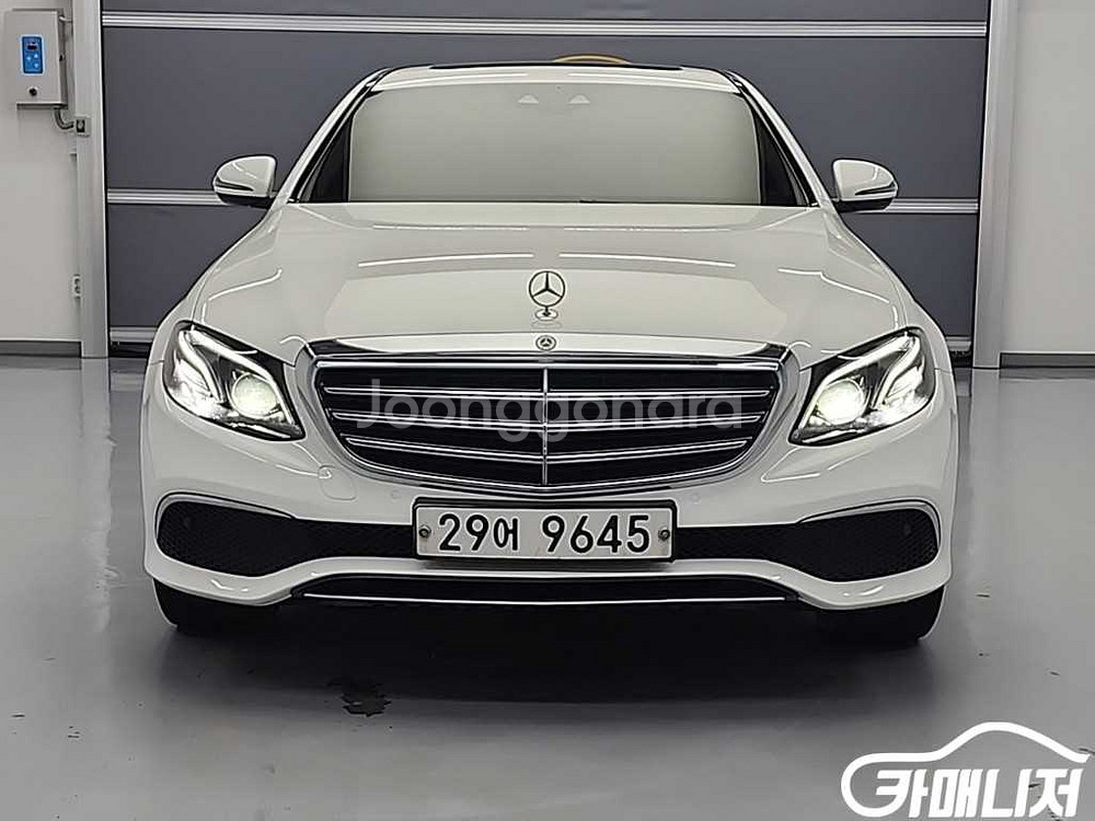 [벤츠]E-클래스 W213 E220d 4MATIC 아방--1