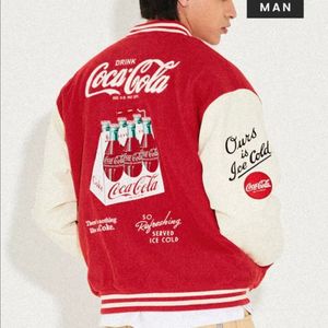 코카콜라 자켓 판매합니다 2XL~3XL