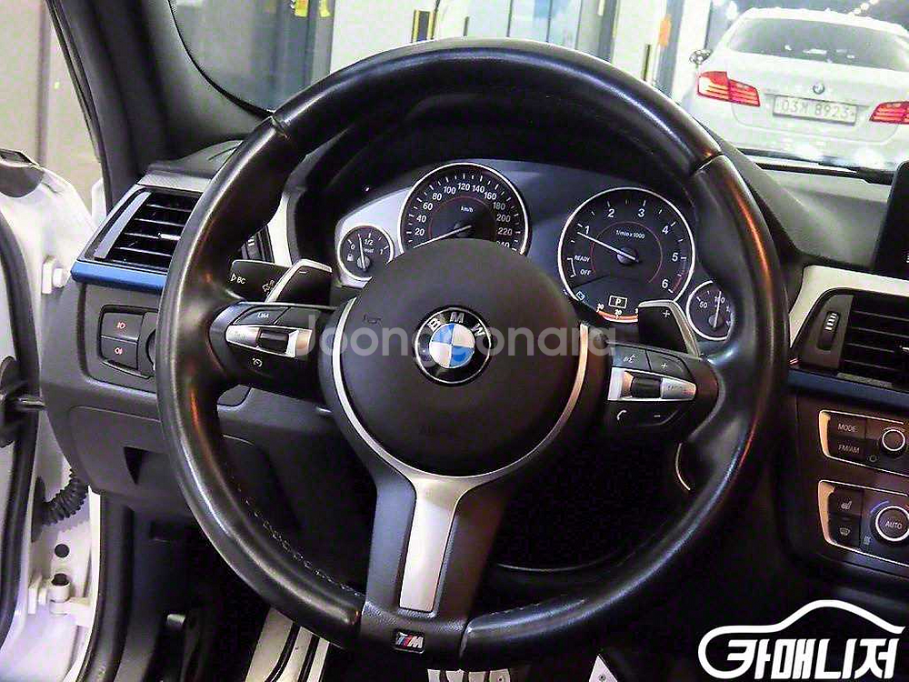 [BMW]3시리즈 (F30) 320d M 퍼포먼스 에디--7