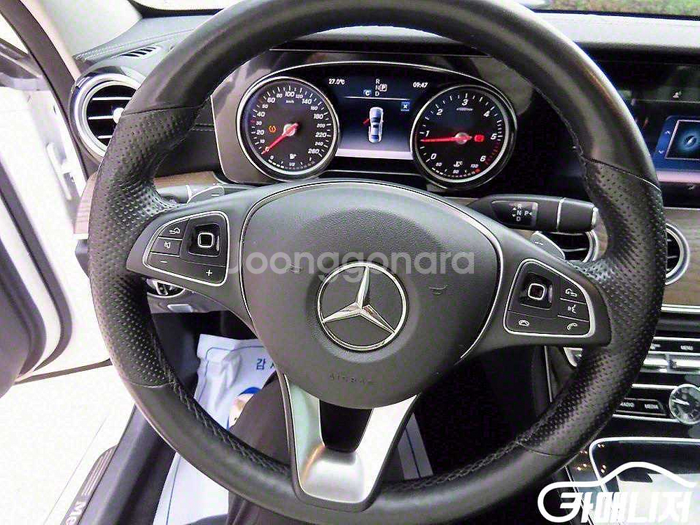 [벤츠]E-클래스 W213 E220d 4MATIC 익스--7