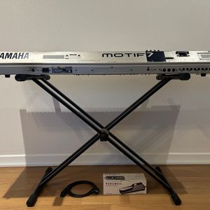 YAMAHA MOTIF7 신디사이저 판매합니다.