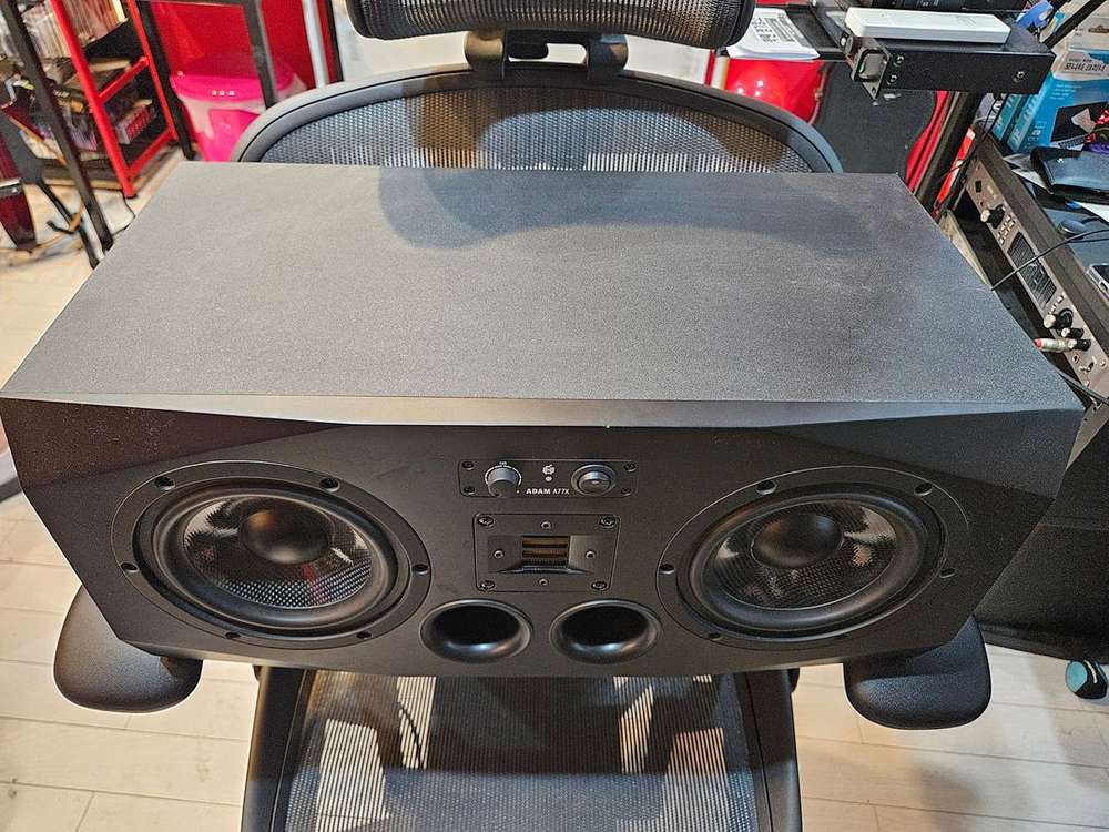 Adam a77x--3