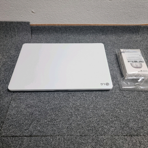 LG 노트북 팝니다 울트라PC 14U380 사무용 업무