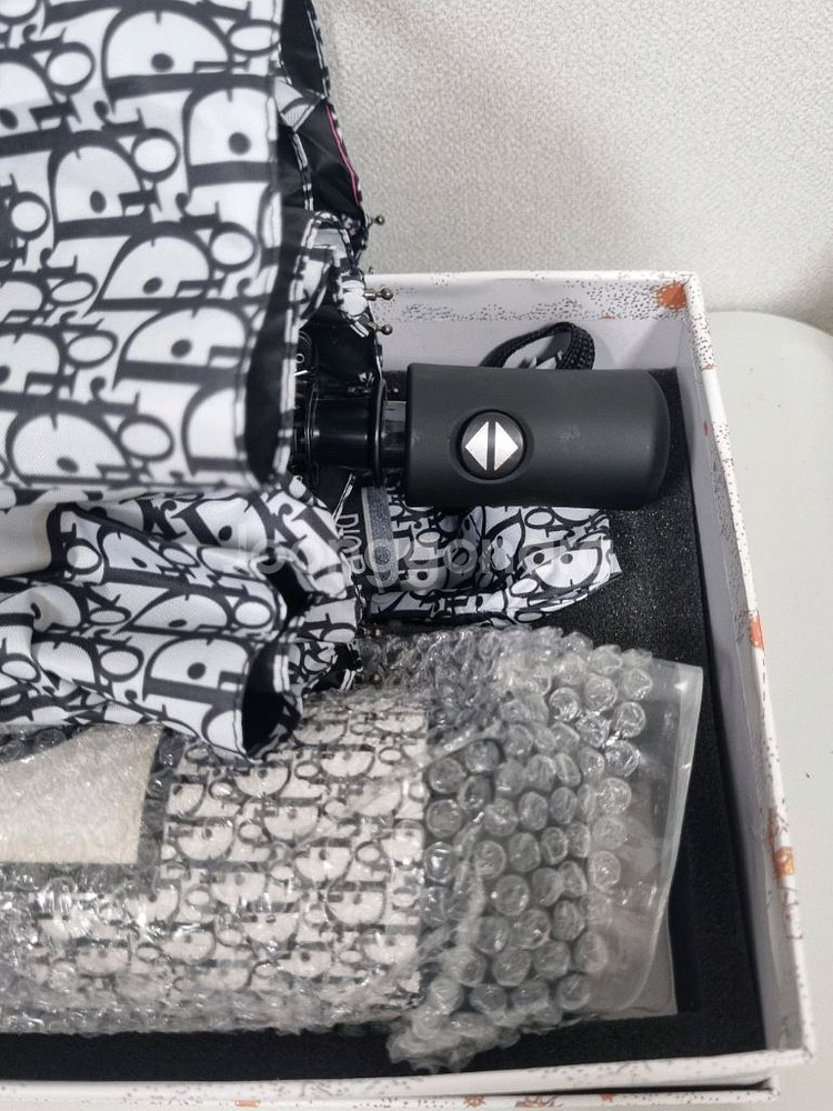 (새상품) 디올 원터치 양우산,텀블러세트--2