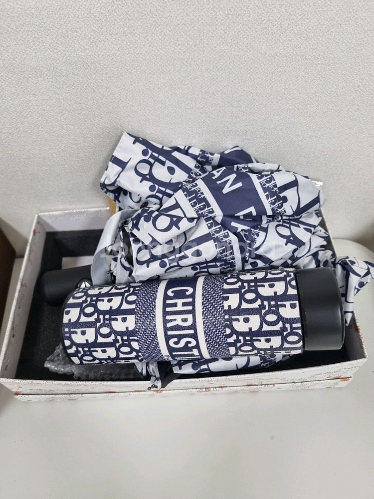 (새상품) 디올 원터치 양우산,텀블러세트--0