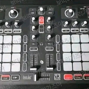허큘리스 P32 DJ Hercules P32 DJ
