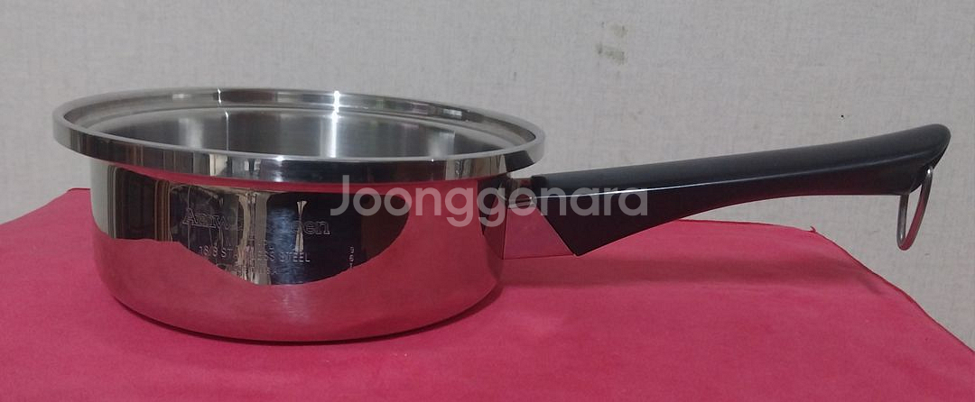 (중고)암웨이 소형소스팬 팝니다.--1