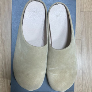 킨치 스웨이드 뮬 285