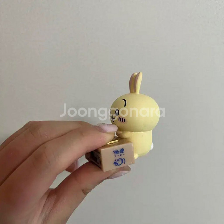 치이카와 우사기 가챠 시계--3