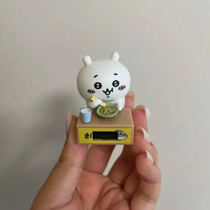 치이카와 먼작귀 가챠 시계