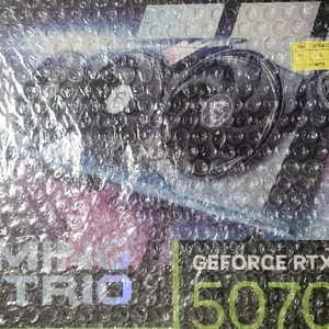 지포스 RTX 5070ti 게이밍트리오 미개봉