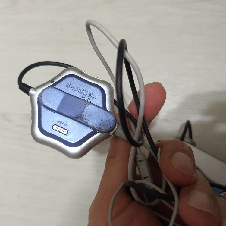 삼성 옙 YP-NDU 64mb mp3 엠피쓰리 정크품--7