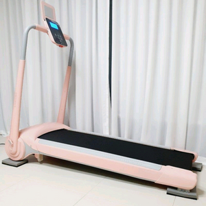 미사용새제품팝니다. 크로스엑스 런닝머신 워킹패드 워킹머