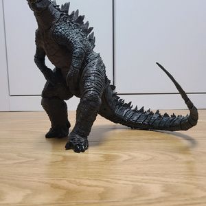 네카 24인치 고질라2014