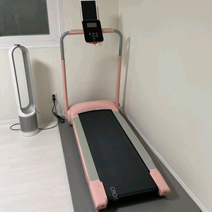 미사용새제품팝니다. 크로스엑스 런닝머신 워킹패드 워킹머