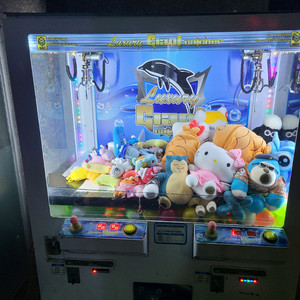 인형뽑기 기계 판매합니다