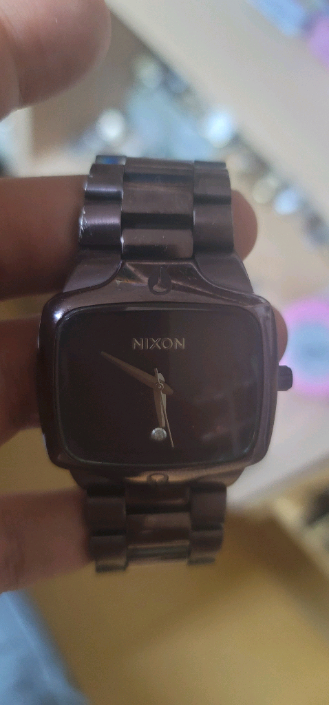 닉슨시계 고가라인 이미지