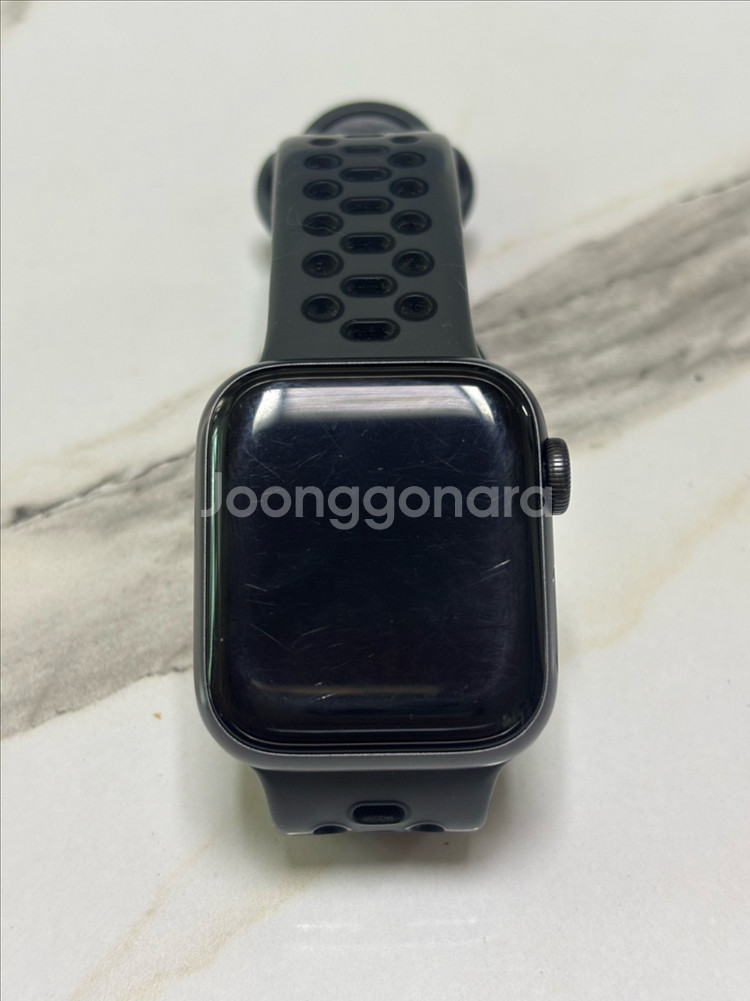 애플워치se 40mm 상태굿짱 싸게 급처요!!--1