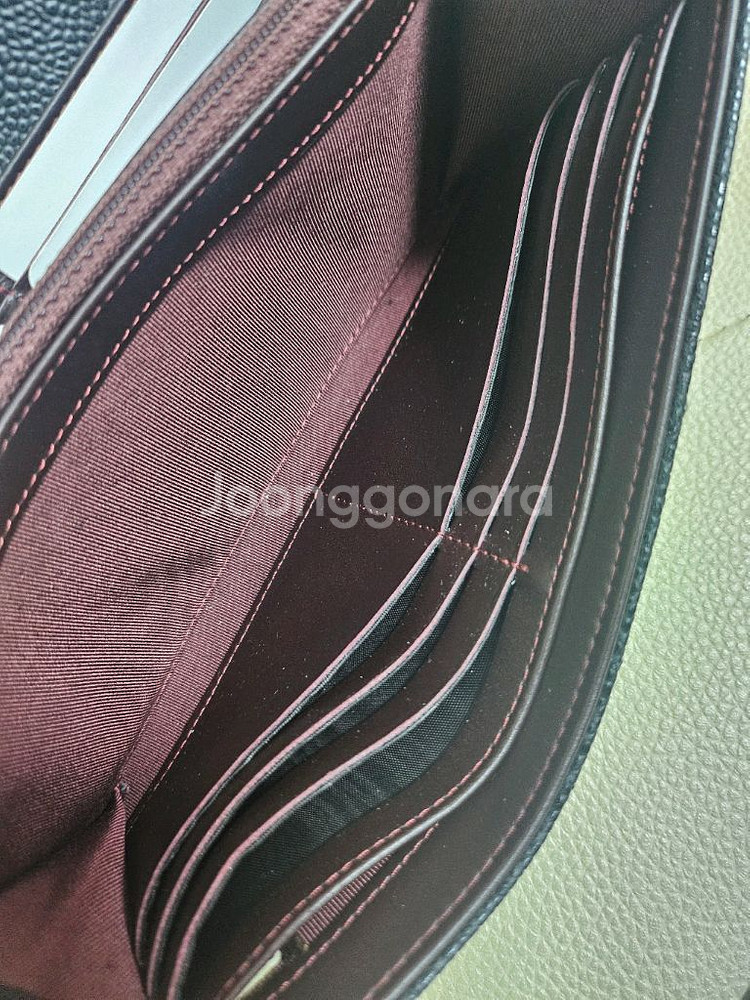샤넬 캐비어 장지갑 19번대 블랙--8
