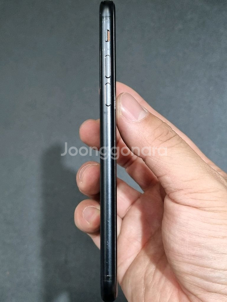 아이폰SE2 128GB 블랙 배터리 89%--3