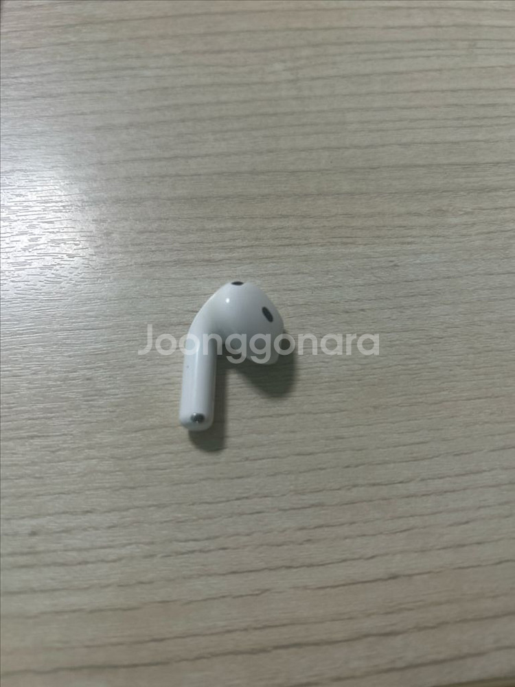 에어팟 4 왼쪽(일반)--0
