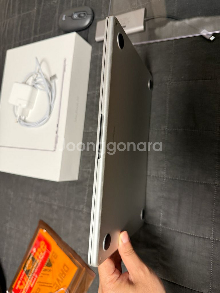 맥북에어 m2 13인치 램24GB 용량512gb 실버--6