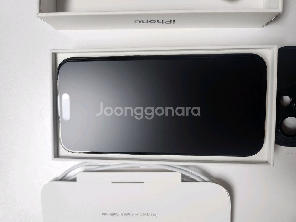 아이폰 15 프로 256GB 블랙 티타늄+SE2 판매--4