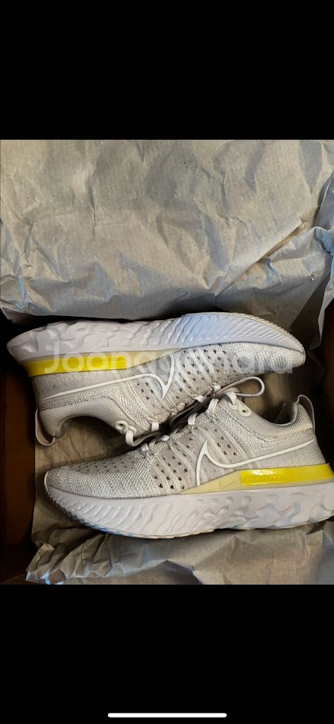 나이키 여자 런닝화--1