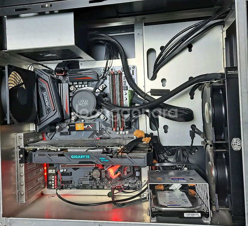 컴퓨터 I7-8700K GTX1060 RAM16 SSD--2