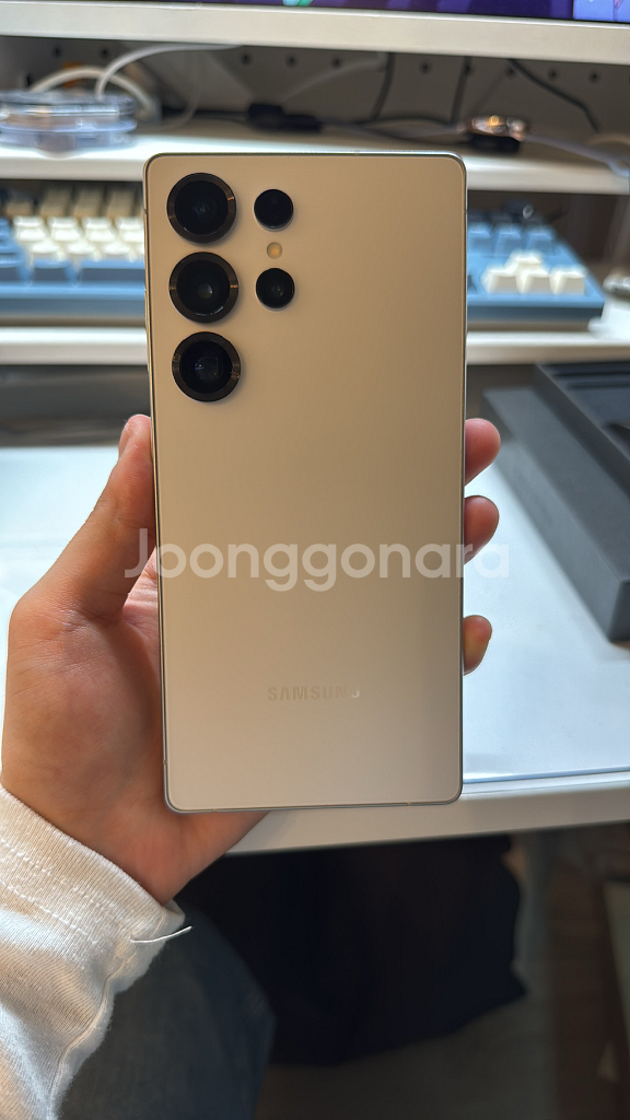 갤럭시 S25 256GB 티타늄 화이트실버--9